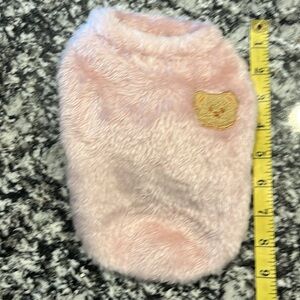 Dog light pink sweater size Sm. Up to 4lb.